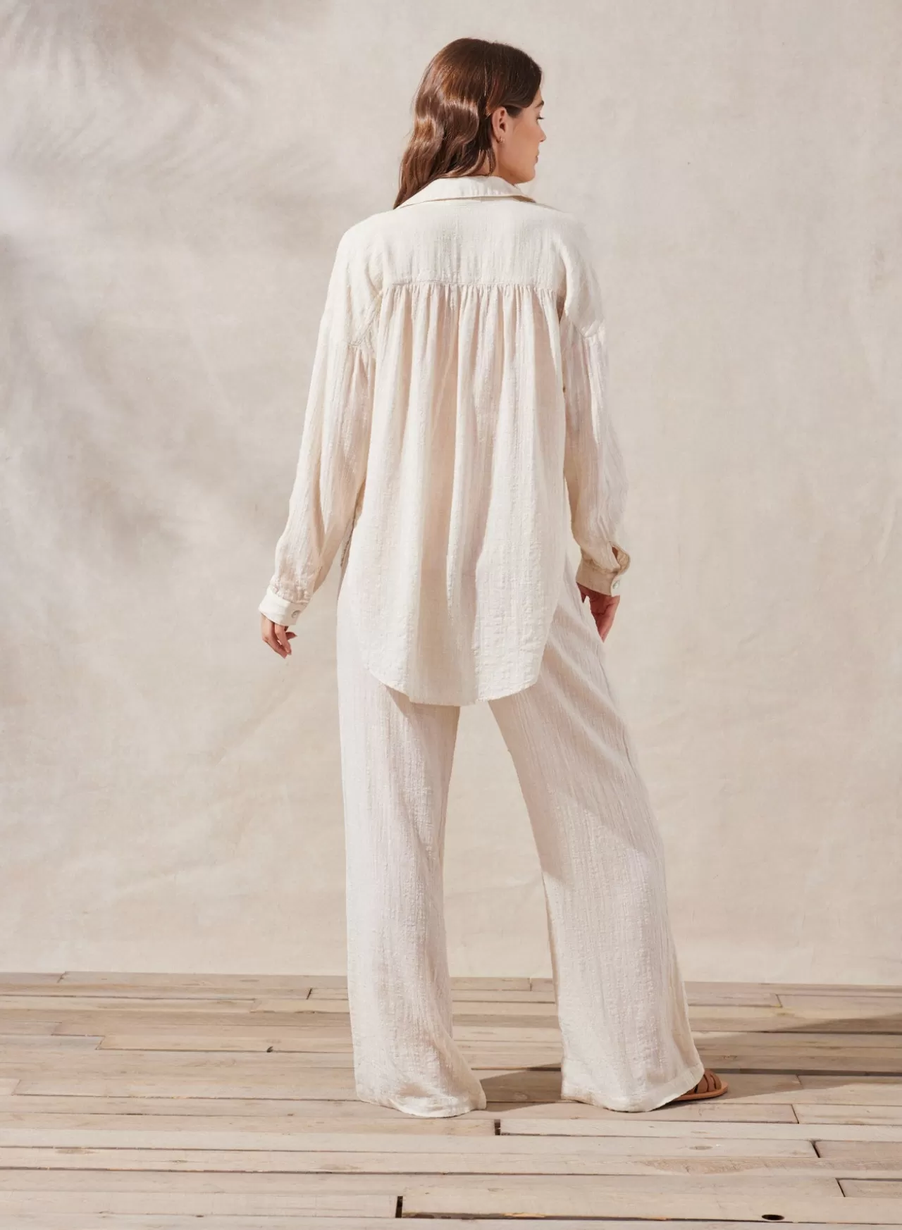 Bella Dahl Long Sleeve^Flowy Beach Button Down Shirt - Natural Linen