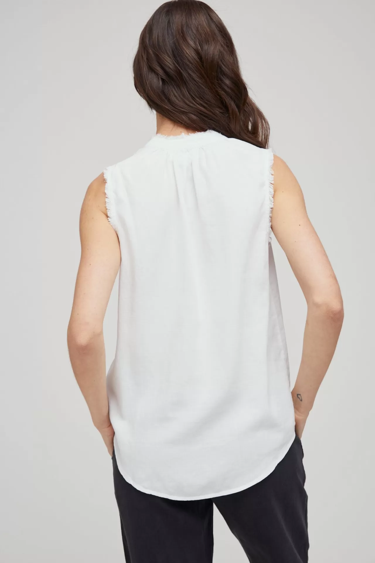 Bella Dahl Sleeveless^Fray Edge Sleeveless Top - White