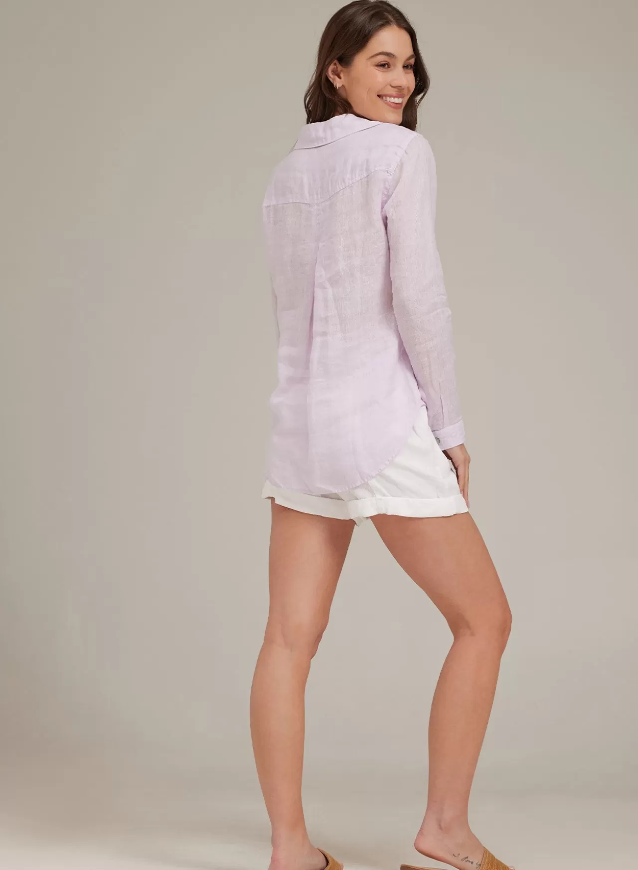 Bella Dahl Long Sleeve^Linen Pocket Button Down - Pale Purple