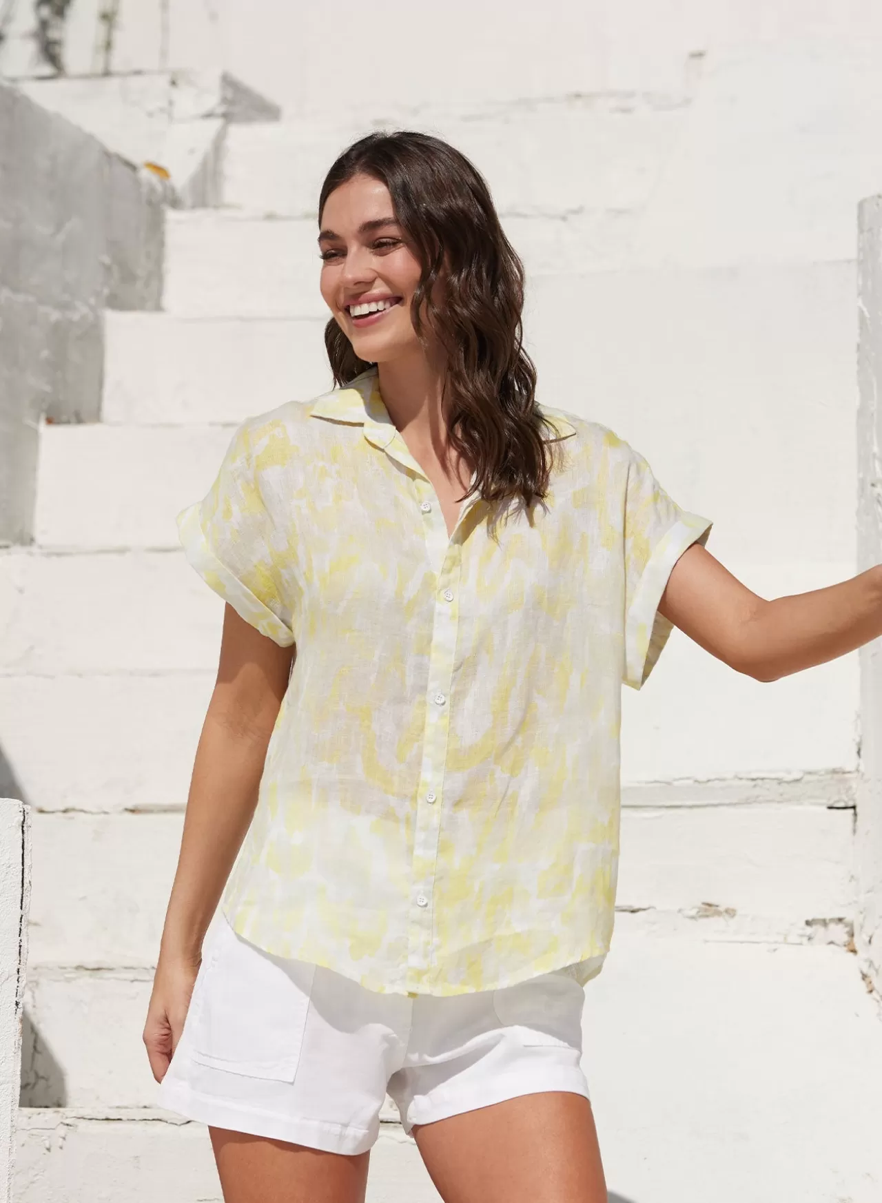 Bella Dahl Short Sleeve^Linen Printed Button Down - Layered Spots Print