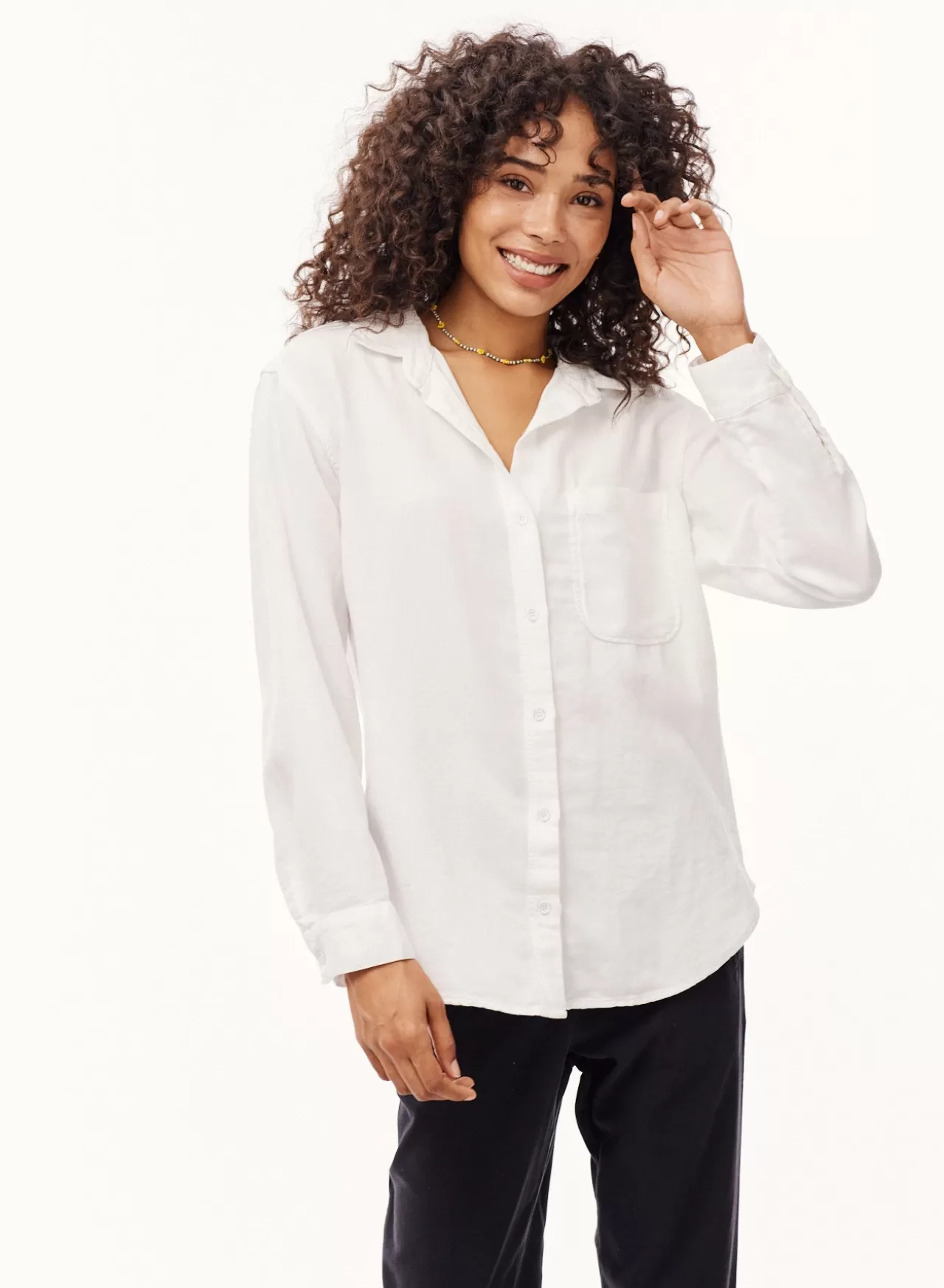 Bella Dahl Button Down^Long Sleeve Boyfriend Shirt - White