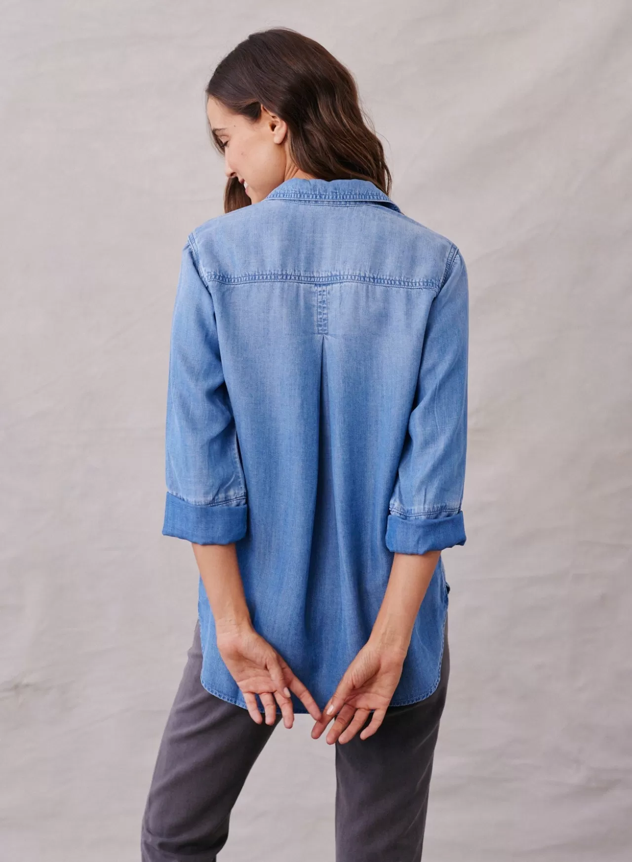 Bella Dahl Long Sleeve^Shirt Tail Button Down - Medium Ombre Wash