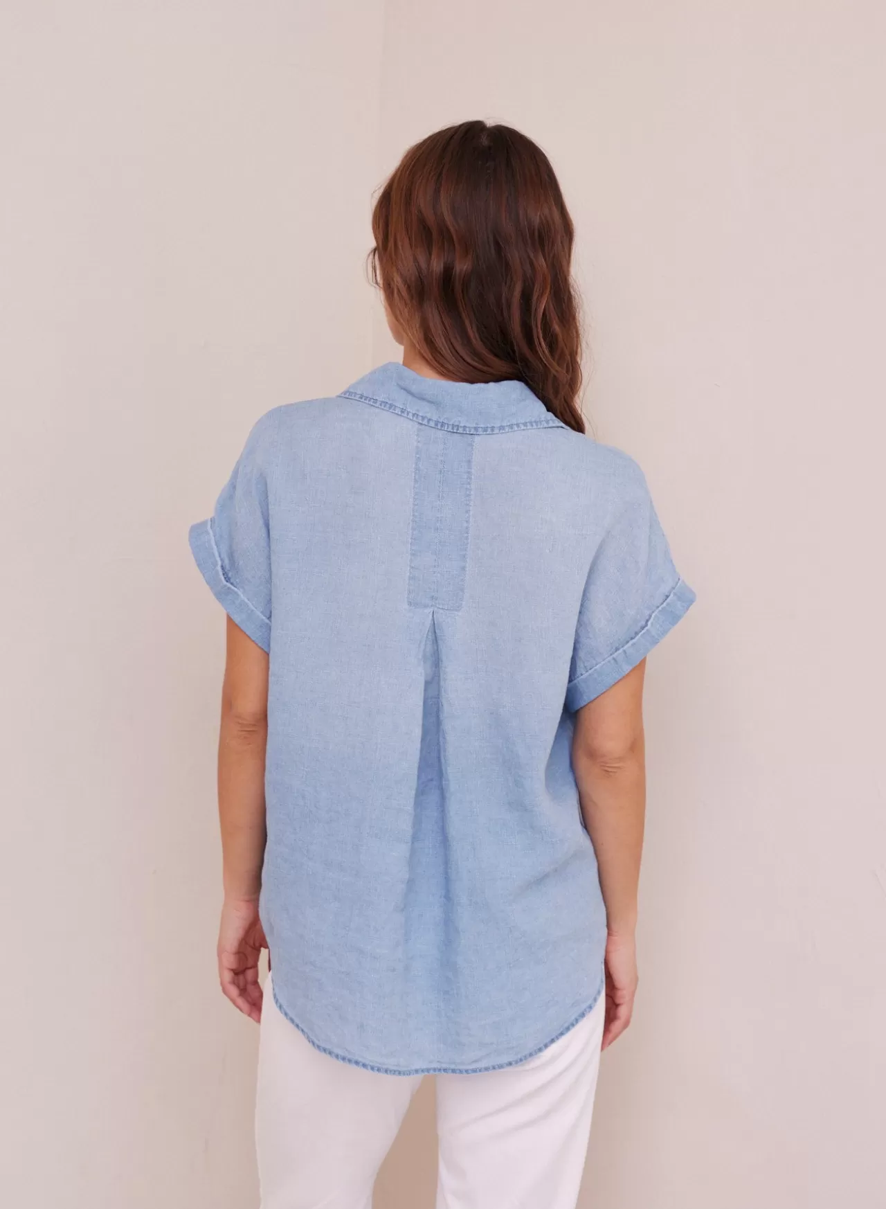 Bella Dahl Button Down^Short Sleeve Pocket Button Down - Bayside Wash