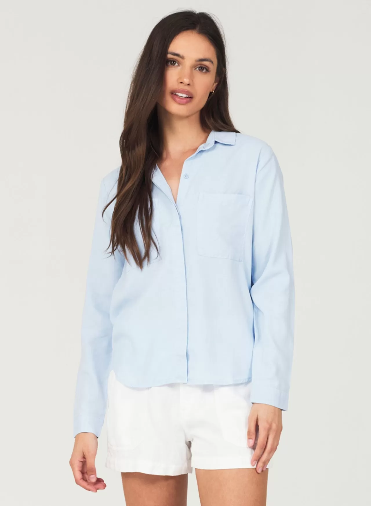 Bella Dahl Long Sleeve^Two Pocket Classic Button Down - Blue Oasis