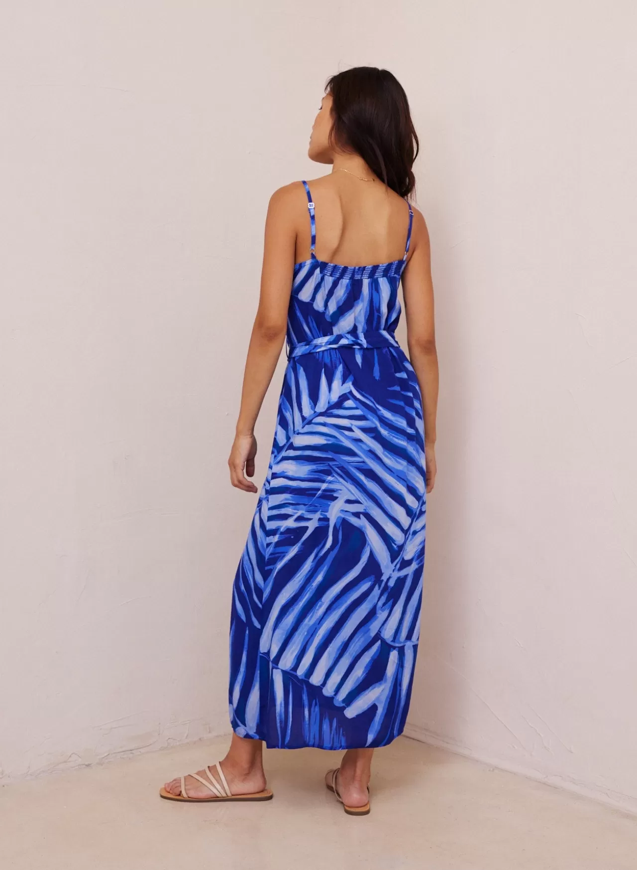 Bella Dahl Midi Dresses^V-Neck Sleeveless Midi Dress - Bayside Palm Print