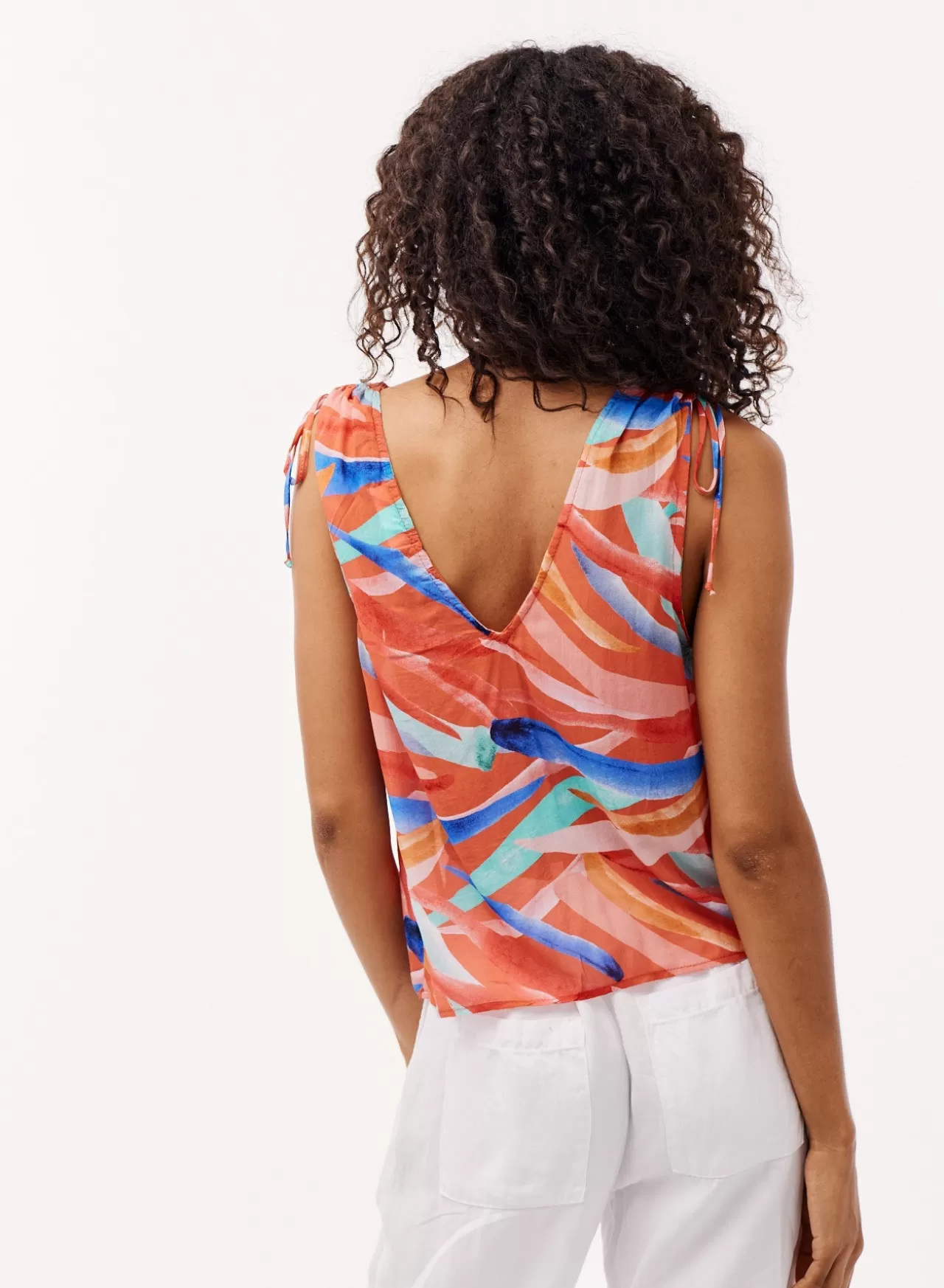 Bella Dahl Sleeveless^V-Neck Tie Shoulder Tank - Paradiso Print